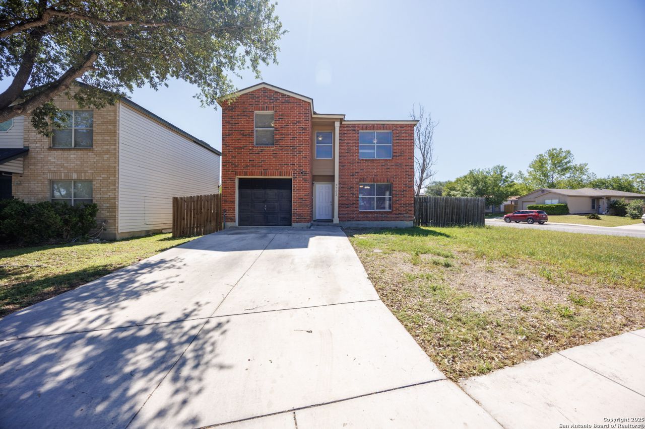 3702 Candlebluff, San Antonio, TX 78244 Main Photo