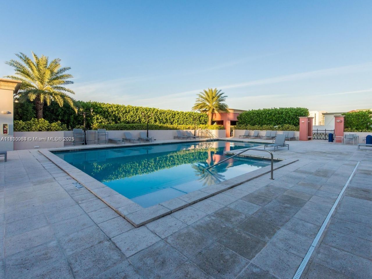 4100 Salzedo St, Unit 618, Coral Gables, FL 33146 Photo