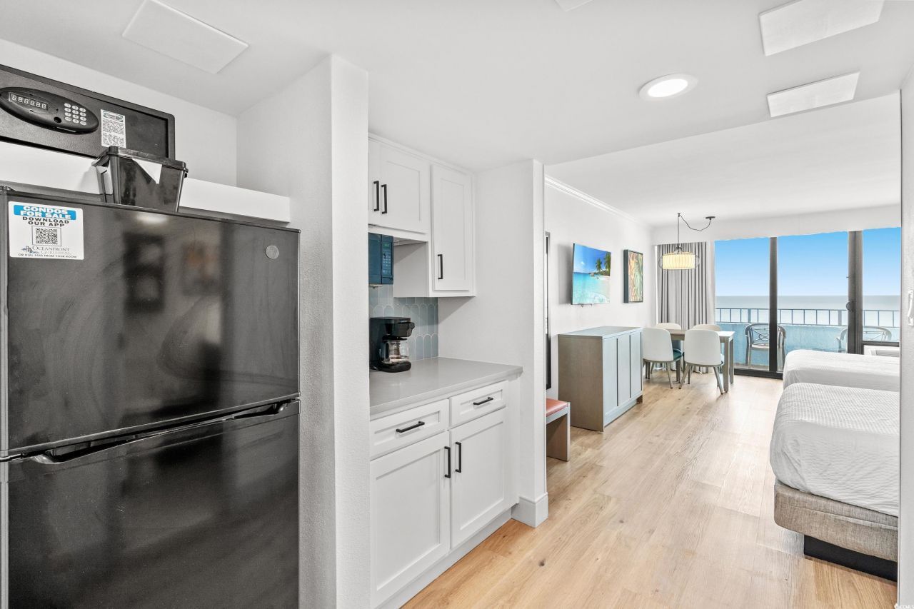 7100 N Ocean Blvd. N Photo 9