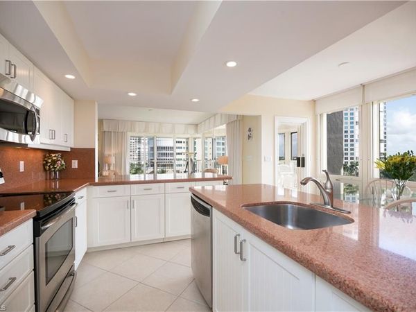 4051 Gulf Shore BLVD N, Unit 700, NAPLES, FL 34103