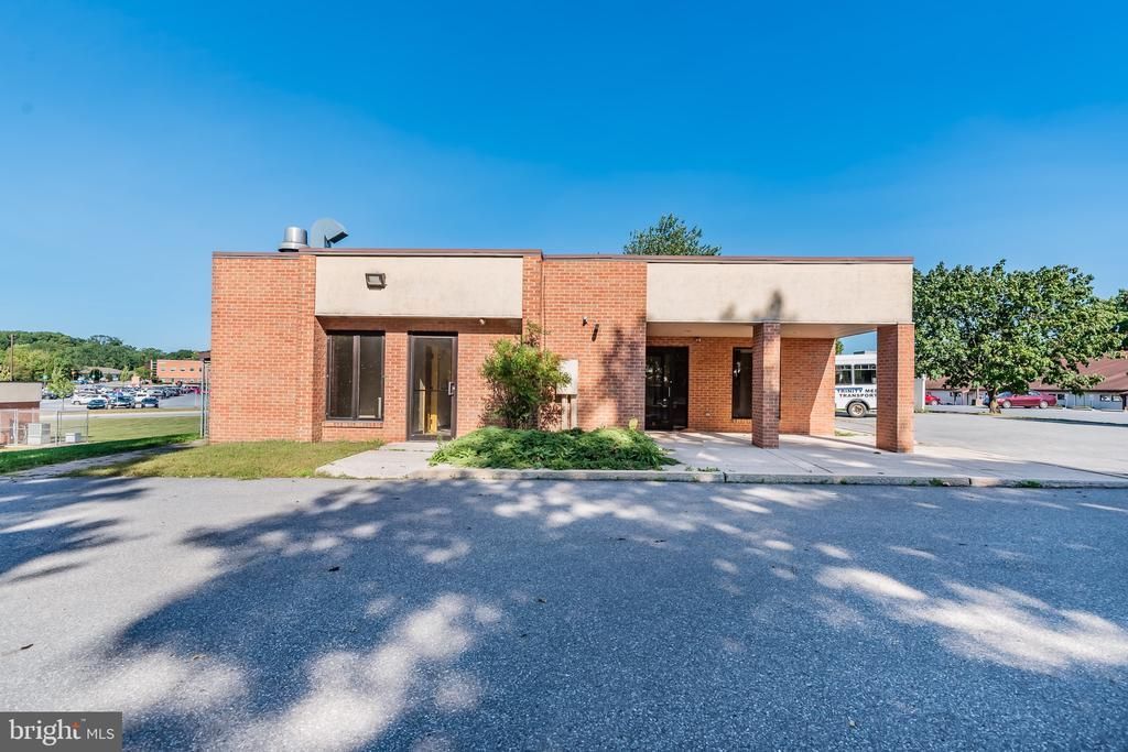 857 S ARLINGTON AVENUE, HARRISBURG, PA 17109