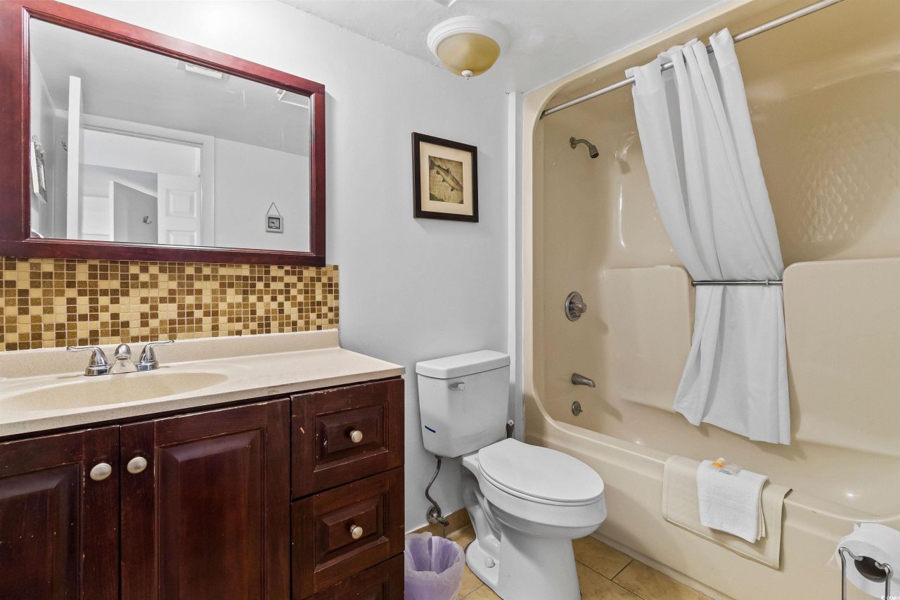 2500 N Ocean Blvd. Photo 20