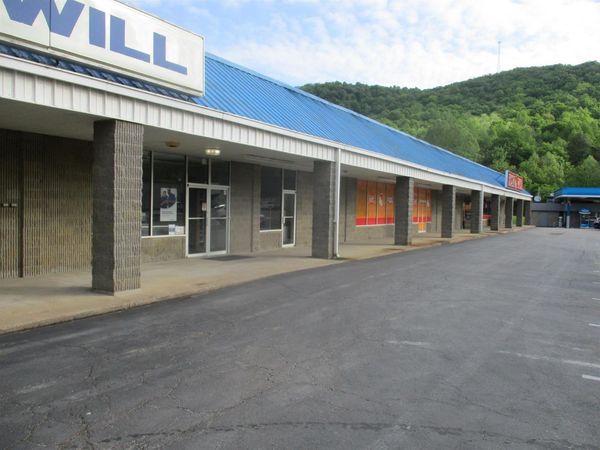 132 market, vanceburg, KY 41179