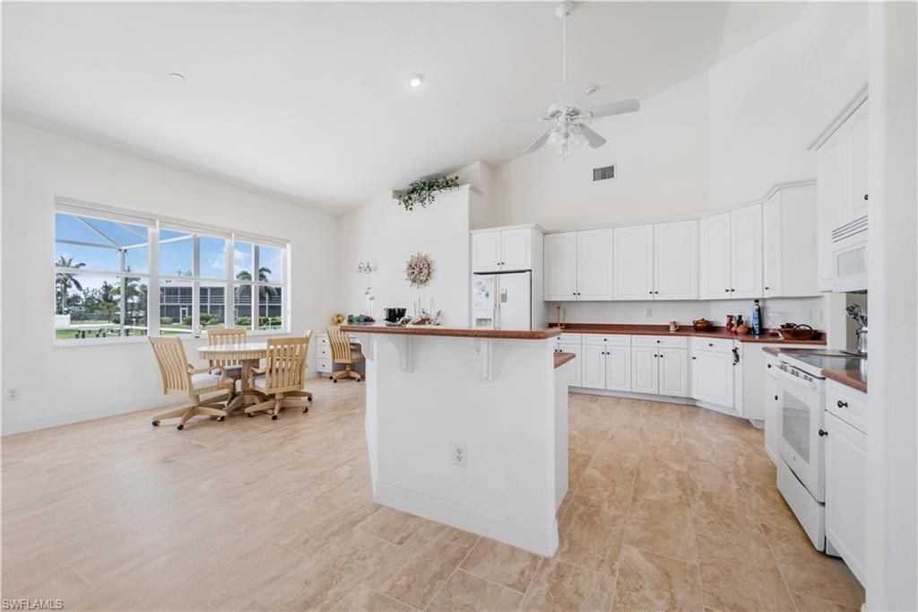 2871 Bracci Dr, Saint James City, FL 33956 Photo