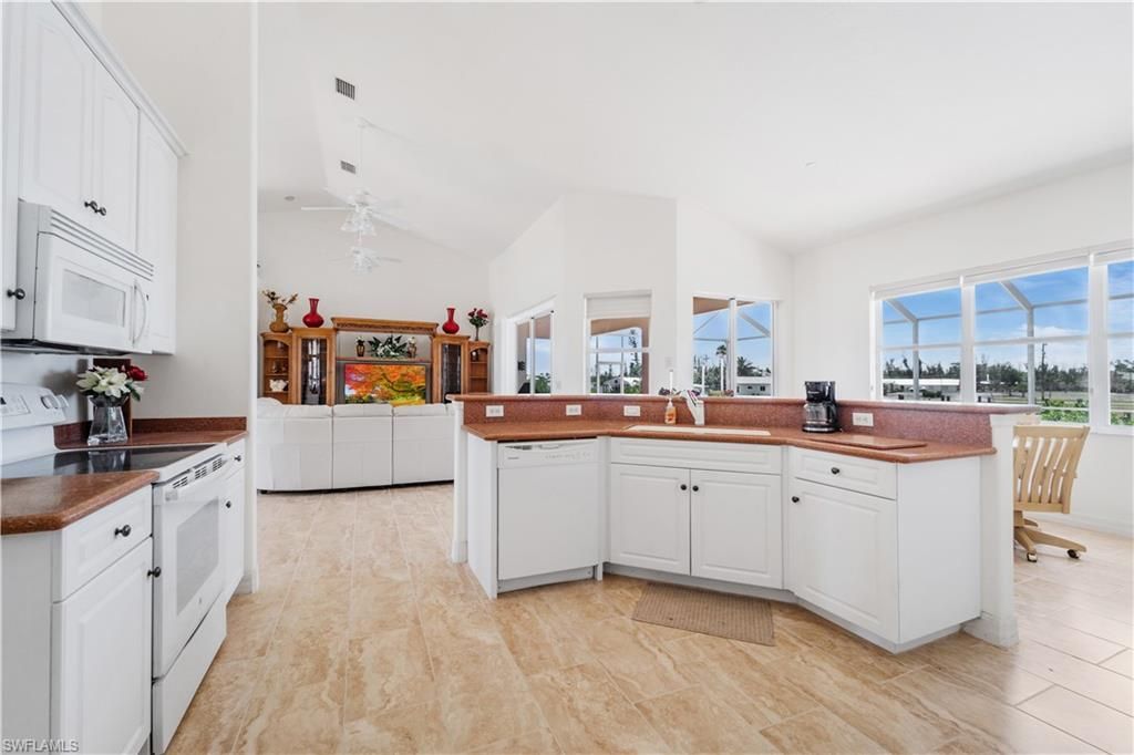 2871 Bracci Dr, Saint James City, FL 33956 Photo