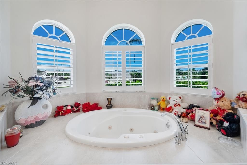 2871 Bracci Dr, Saint James City, FL 33956 Photo