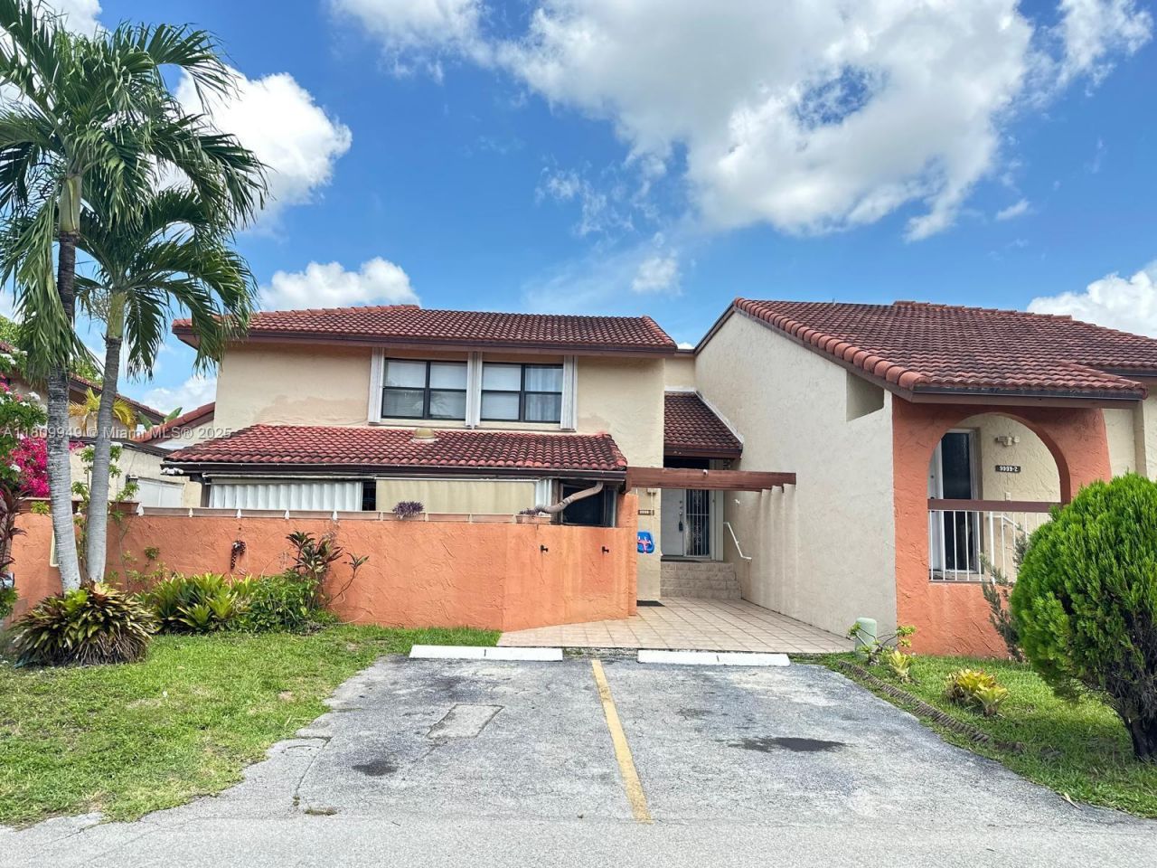 9999 NW 9th St Cir, Unit 1-11, Miami, FL 33172 Photo