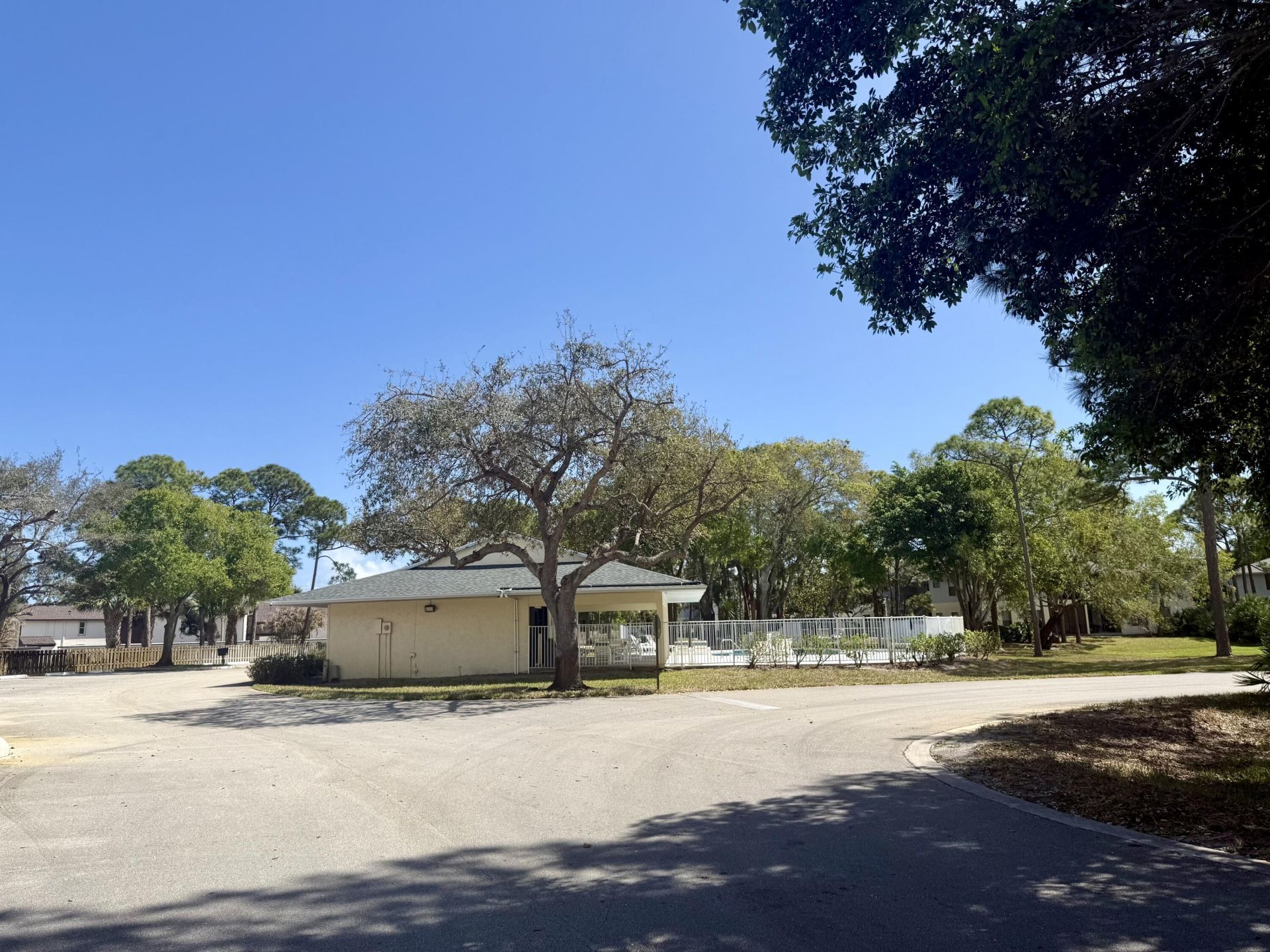 6537 SE Federal Highway, Unit 202, Stuart, FL 34997 Photo