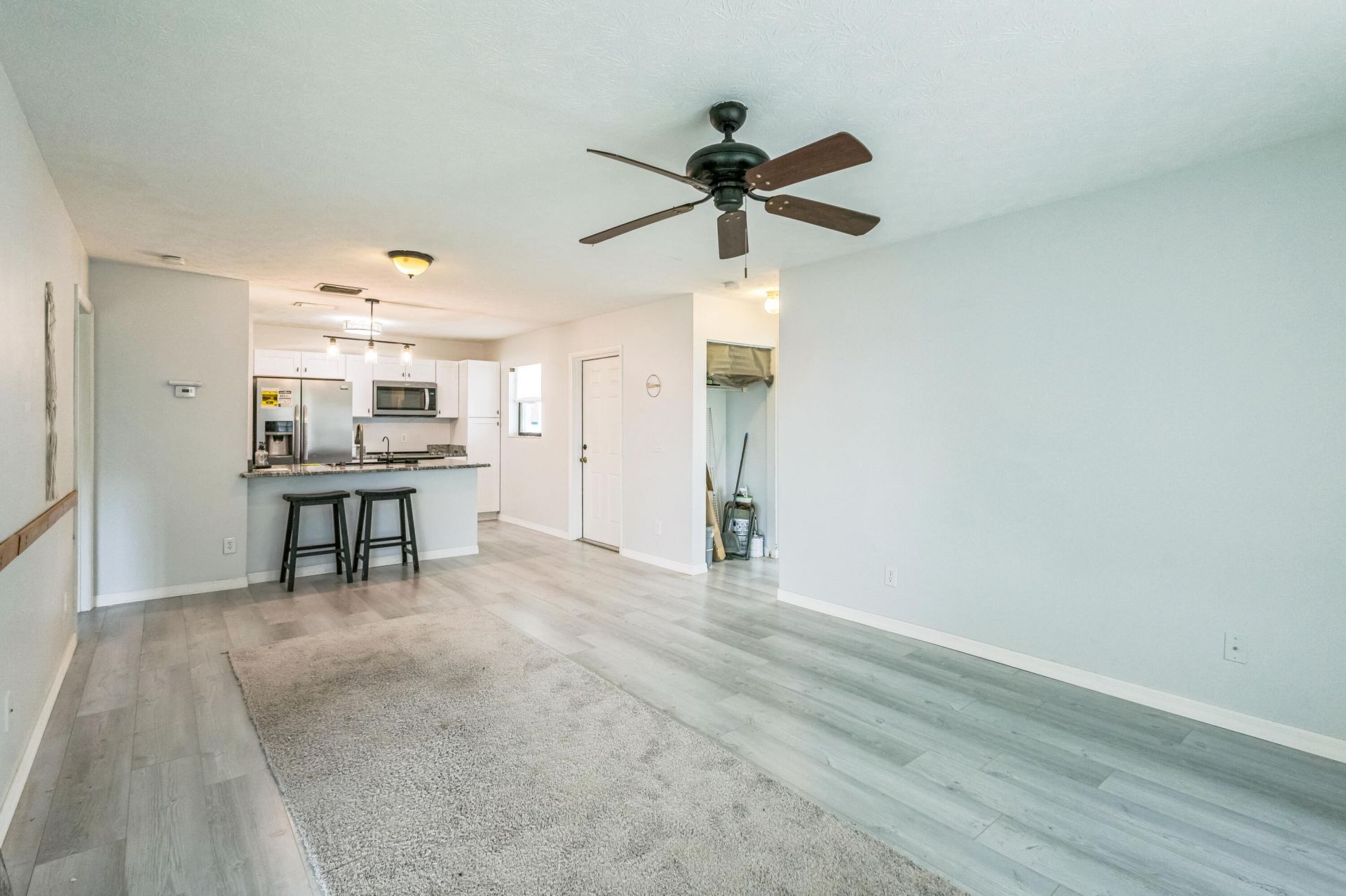 6537 SE Federal Highway, Unit 202, Stuart, FL 34997 Photo