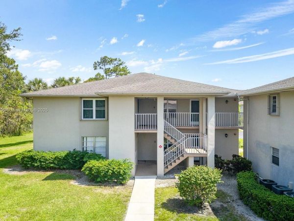 20 Lake Vista Trl, Unit 107, Port St. Lucie, FL 34952