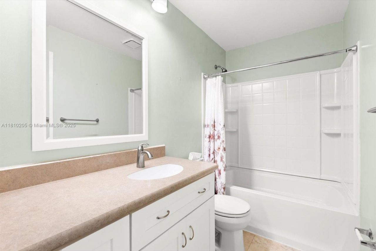 20 Lake Vista Trl, Unit 107, Port Saint Lucie, FL 34952 Photo