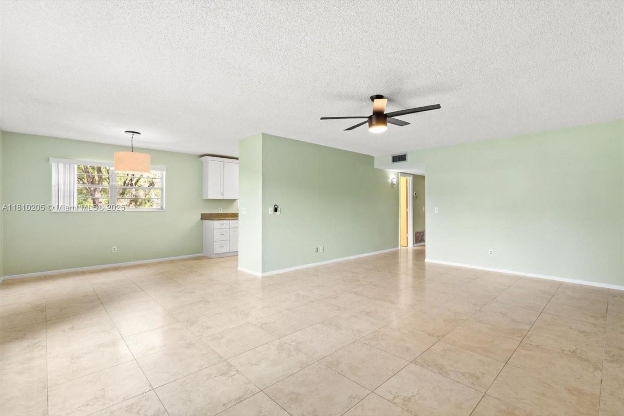 20 Lake Vista Trl, Unit 107, Port Saint Lucie, FL 34952 Photo