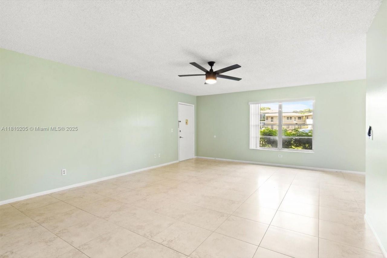 20 Lake Vista Trl, Unit 107, Port Saint Lucie, FL 34952 Photo