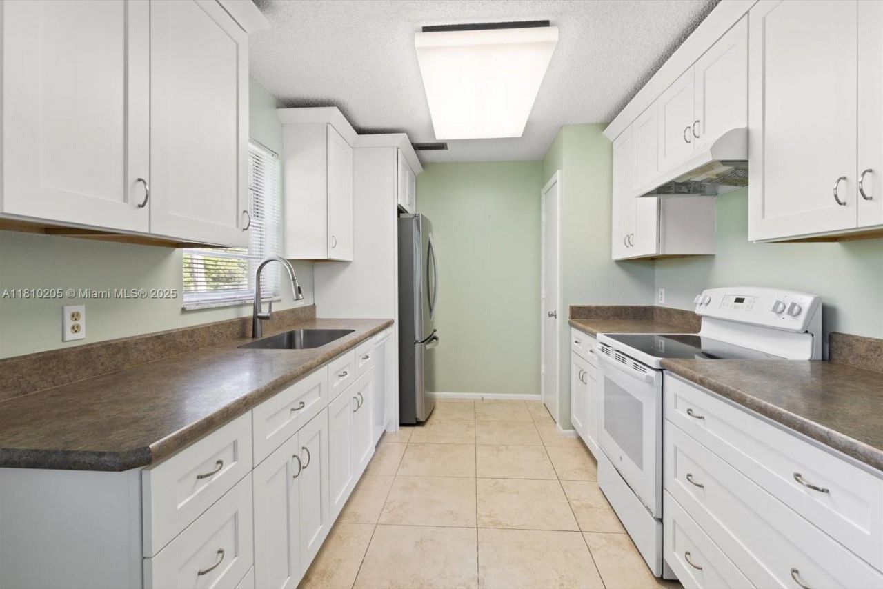 20 Lake Vista Trl, Unit 107, Port Saint Lucie, FL 34952 Photo