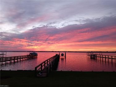 6140 River Shore CT, NORTH FORT MYERS, FL 33917