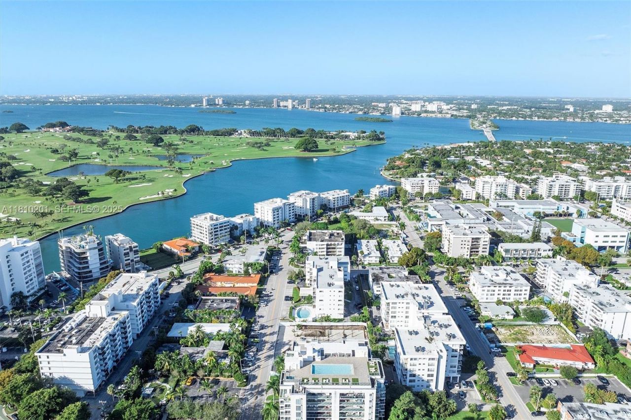 1025 92nd St, Unit 707, Bay Harbor Islands, FL 33154 Photo