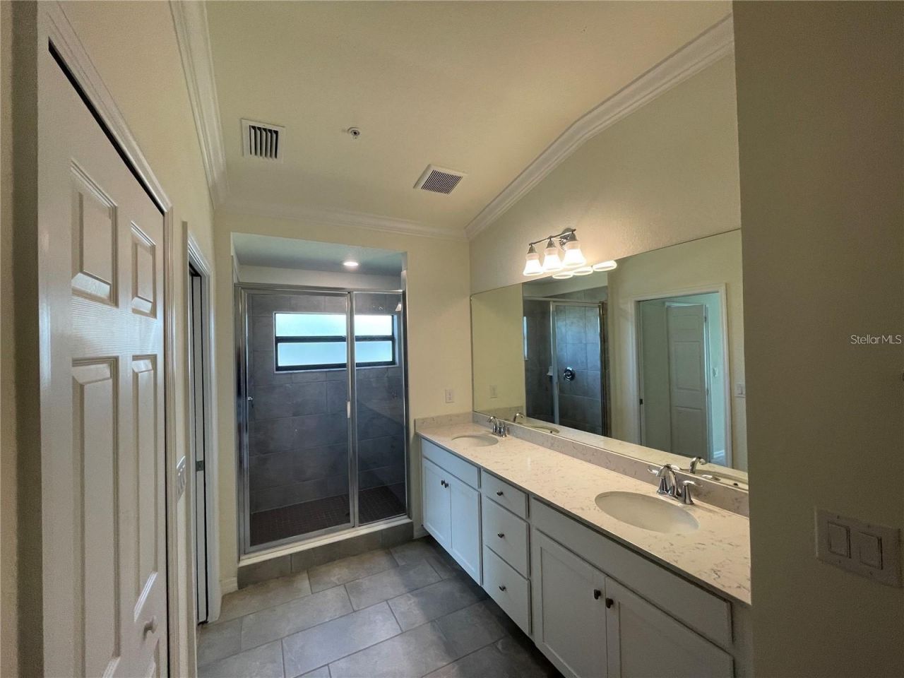 5674 Palmer Circle, Unit 206, Bradenton, FL 34211 Photo
