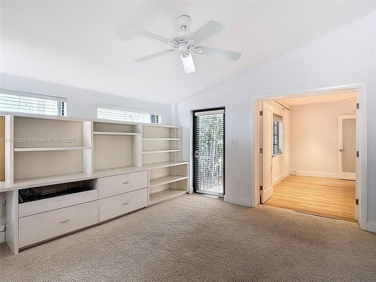 2810 Crystal Ct, Miami, FL 33133 Photo