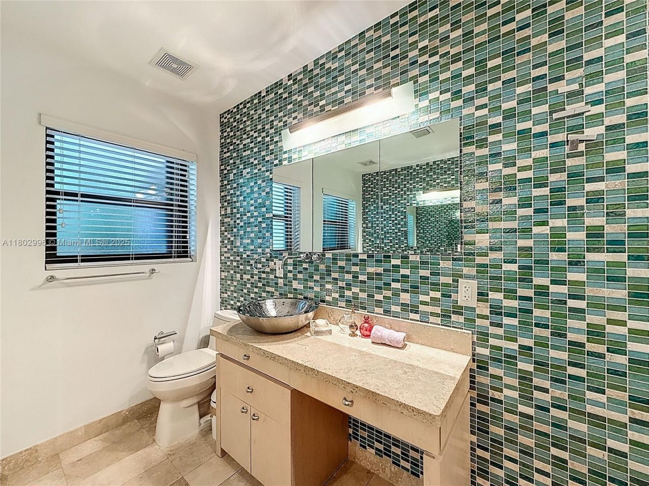 2810 Crystal Ct, Miami, FL 33133 Photo