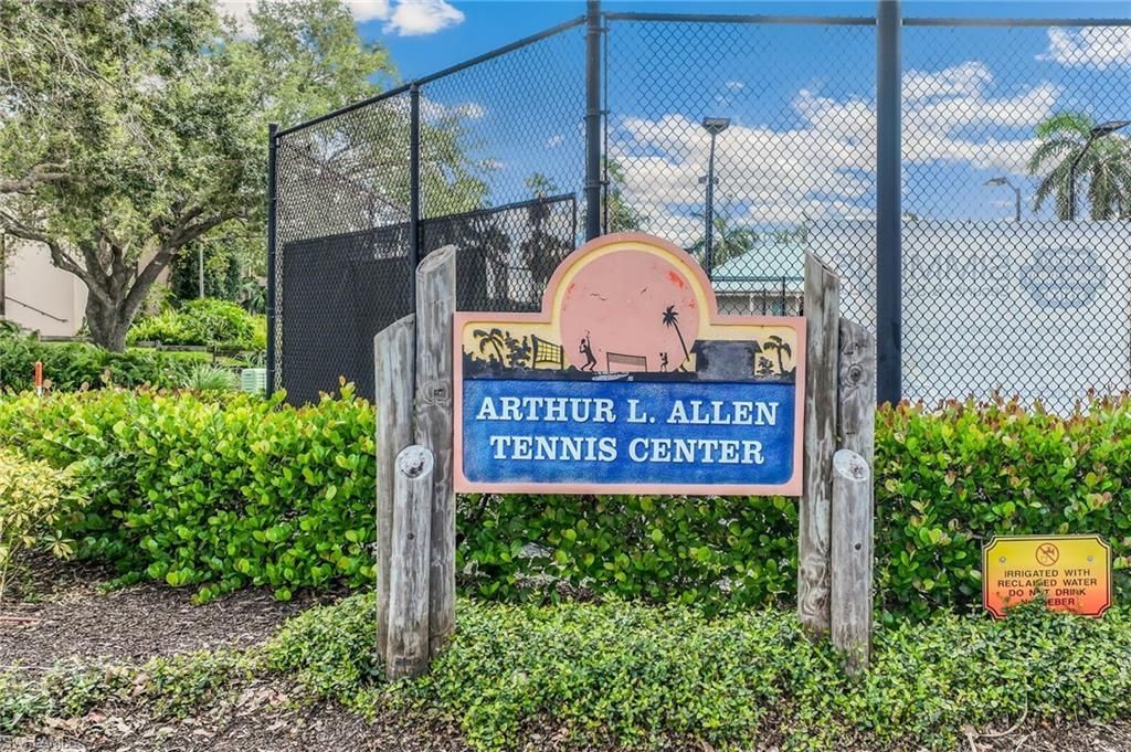 980 7th Ave S, Unit 201, Naples, FL 34102 Photo