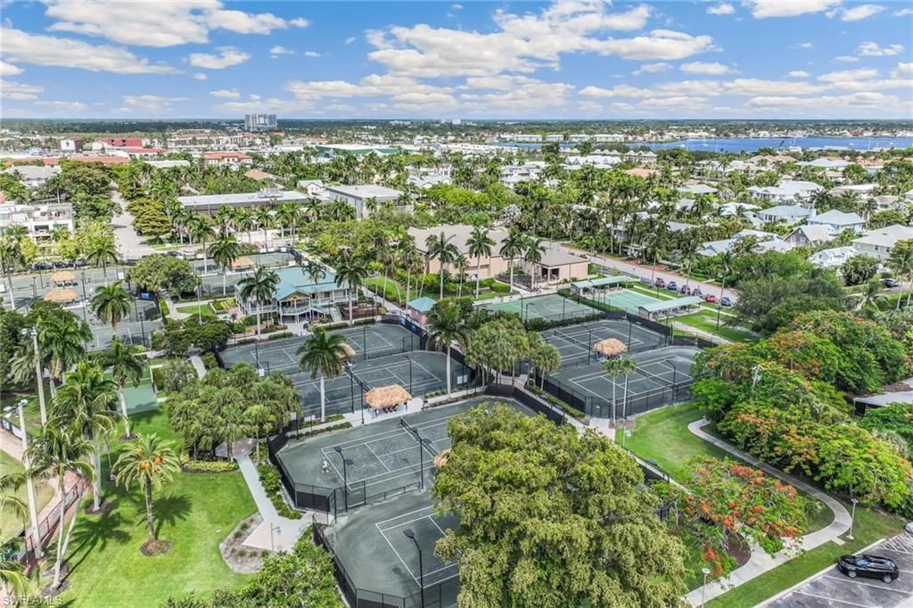 980 7th Ave S, Unit 201, Naples, FL 34102 Photo