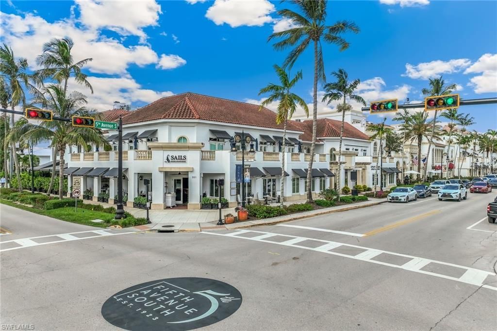 980 7th Ave S, Unit 201, Naples, FL 34102 Photo