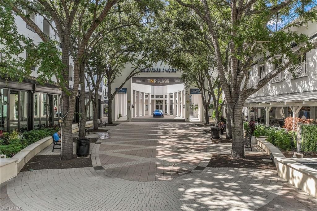 980 7th Ave S, Unit 201, Naples, FL 34102 Photo