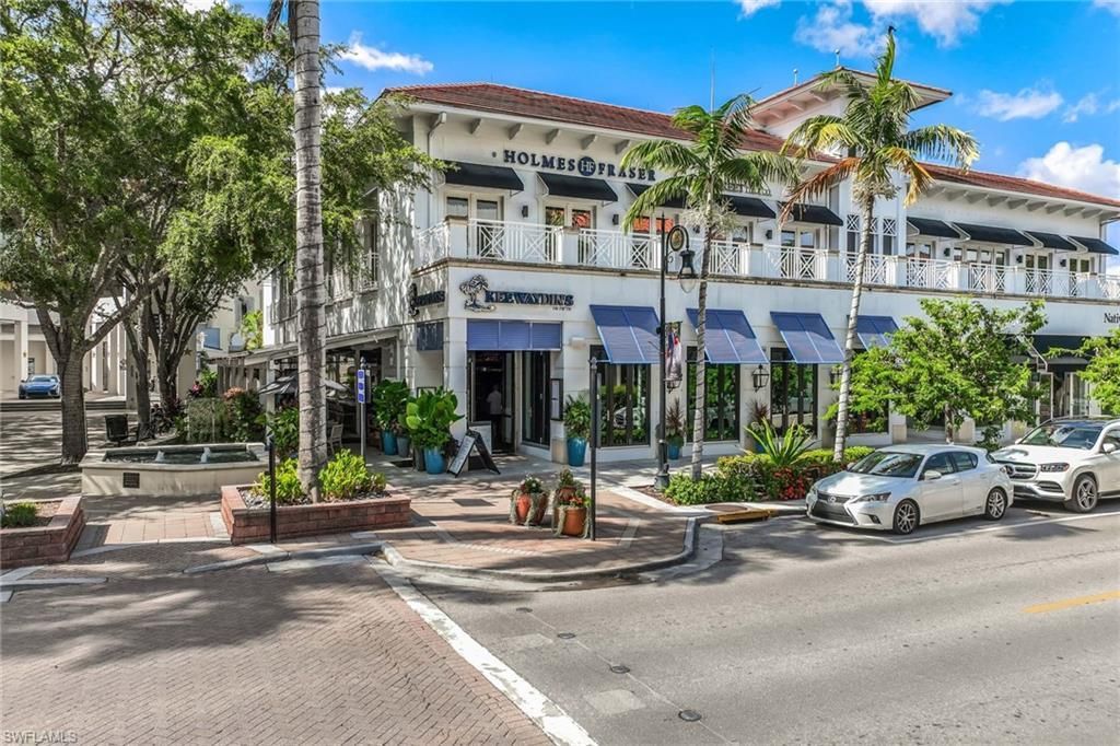 980 7th Ave S, Unit 201, Naples, FL 34102 Photo