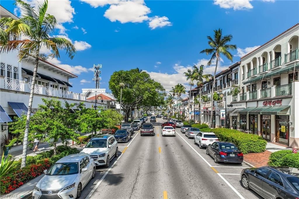 980 7th Ave S, Unit 201, Naples, FL 34102 Photo