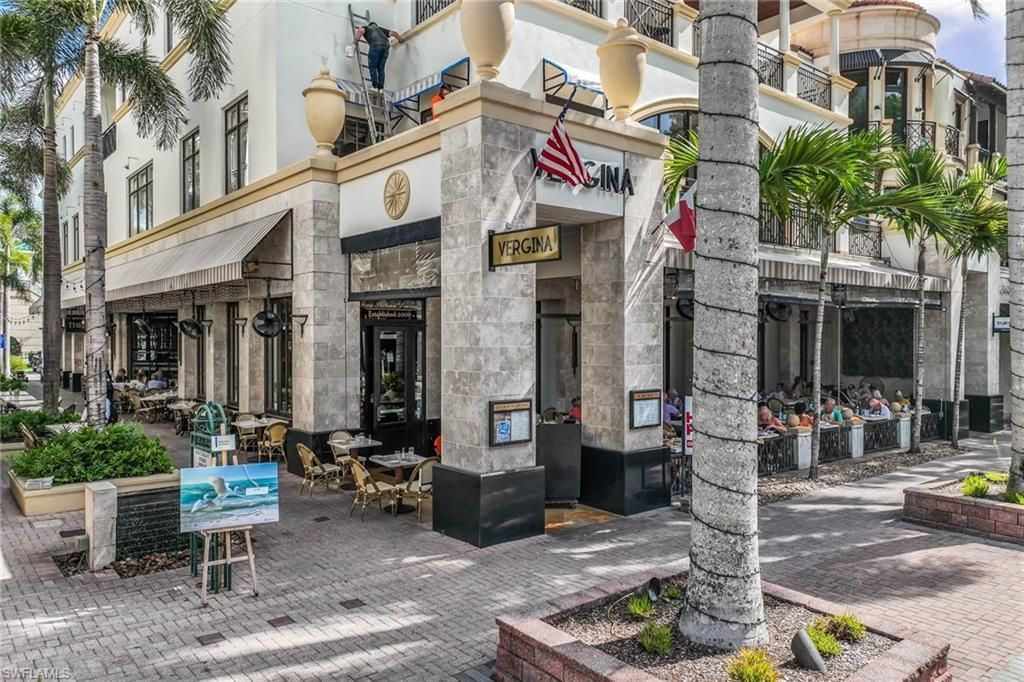 980 7th Ave S, Unit 201, Naples, FL 34102 Photo