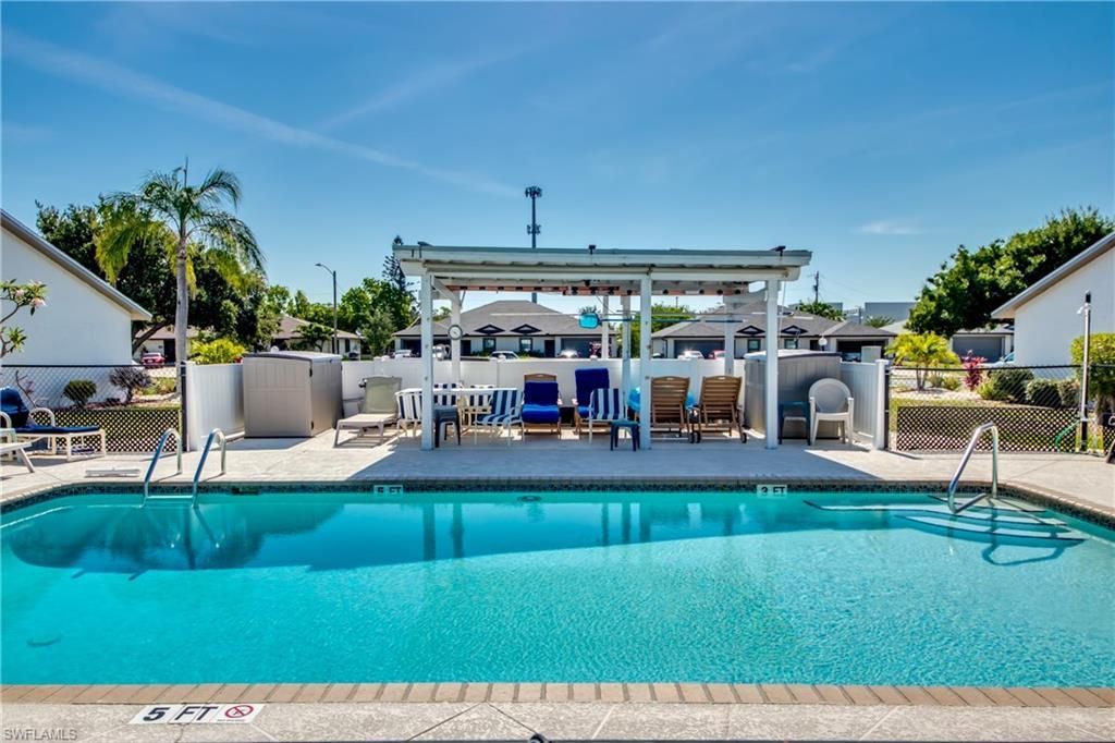 3914 SW 8th Ct, Unit 103, Cape Coral, FL 33914 Photo