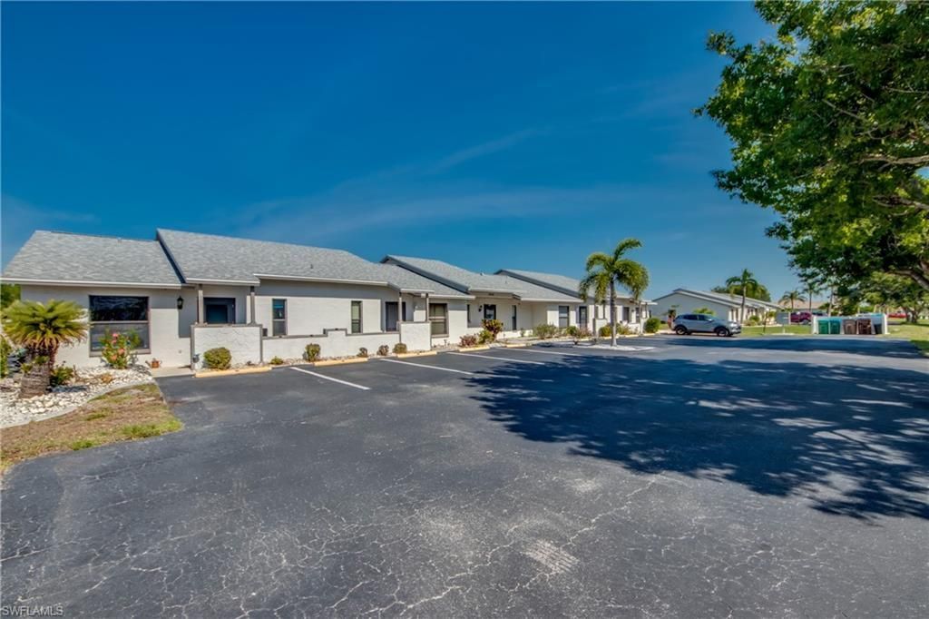 3914 SW 8th Ct, Unit 103, Cape Coral, FL 33914 Photo