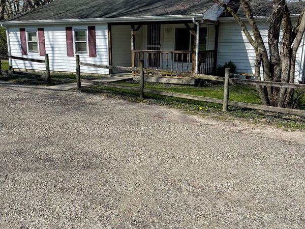 9267 S Water Street, Knightstown, IN 46148