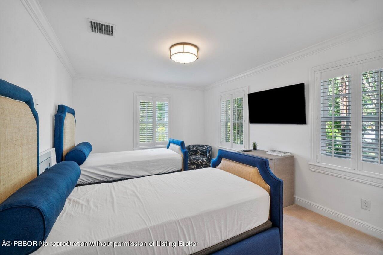 100 Regents Park Road, Palm Beach, FL 33480 Photo