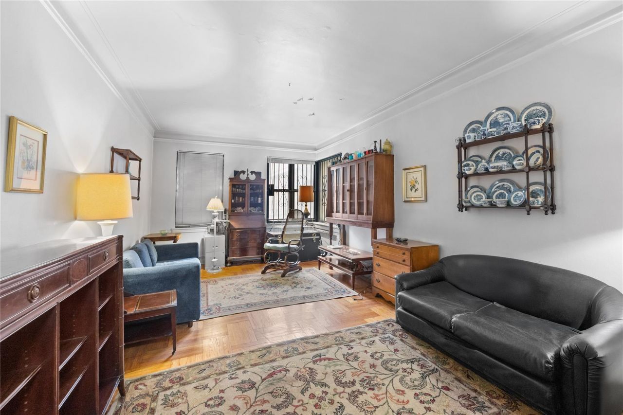 3000 Valentine Avenue, Unit 1D, Bronx, NY 10458 Main Photo