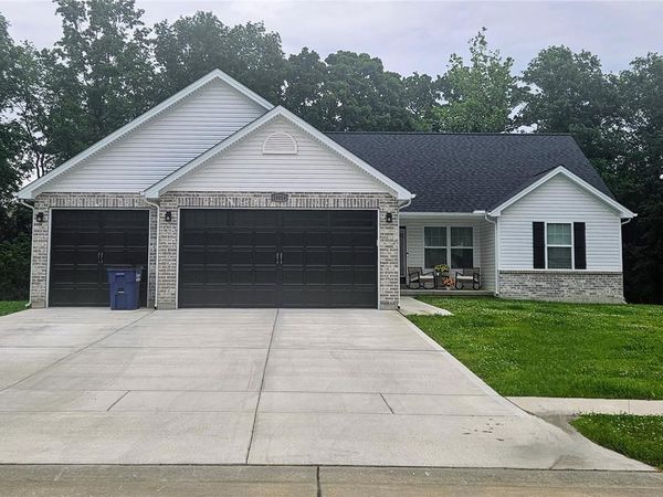 10721 Trenton Lane, Foristell, MO 63348