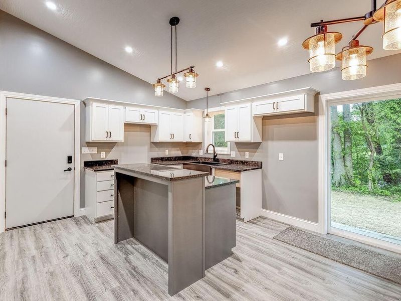 228 E Walnut Street, Danville, OH 43014 Photo 11