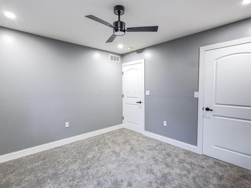 228 E Walnut Street, Danville, OH 43014 Photo 29