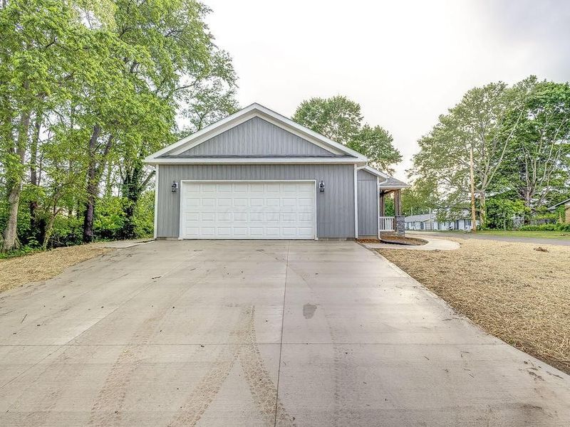 228 E Walnut Street, Danville, OH 43014 Photo 37