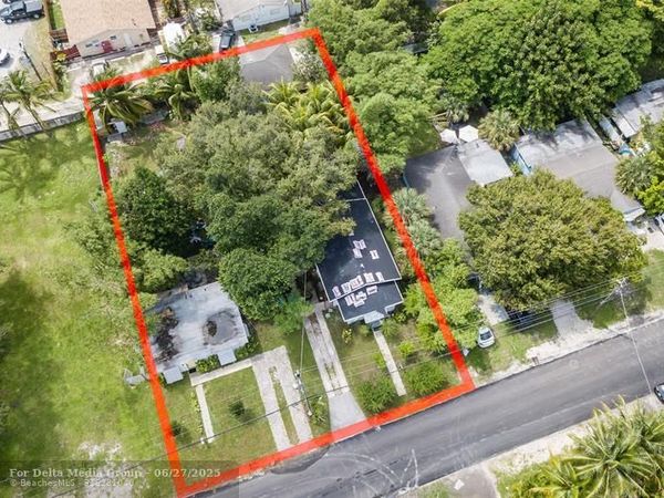 521 SW 3rd Ave, Fort Lauderdale, FL 33315