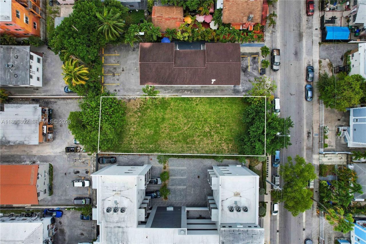 850 SW 2nd St, Miami, FL 33130 Photo