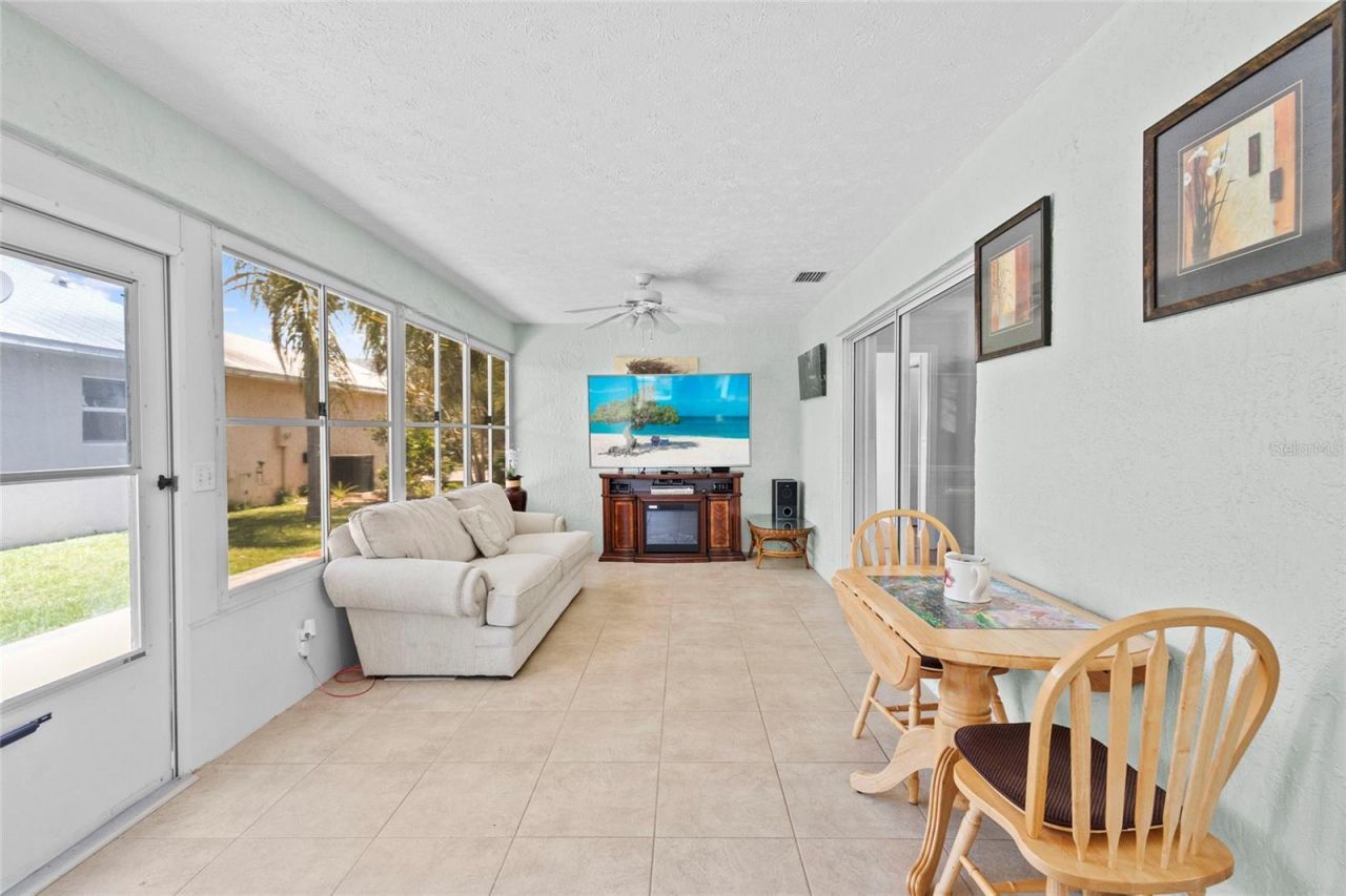 6527 Alheli, Fort Pierce, FL 34951 Photo