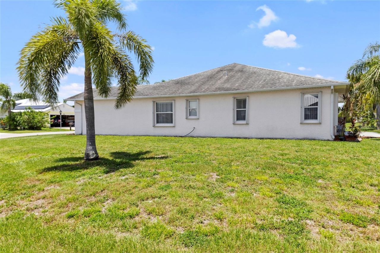 6527 Alheli, Fort Pierce, FL 34951 Photo
