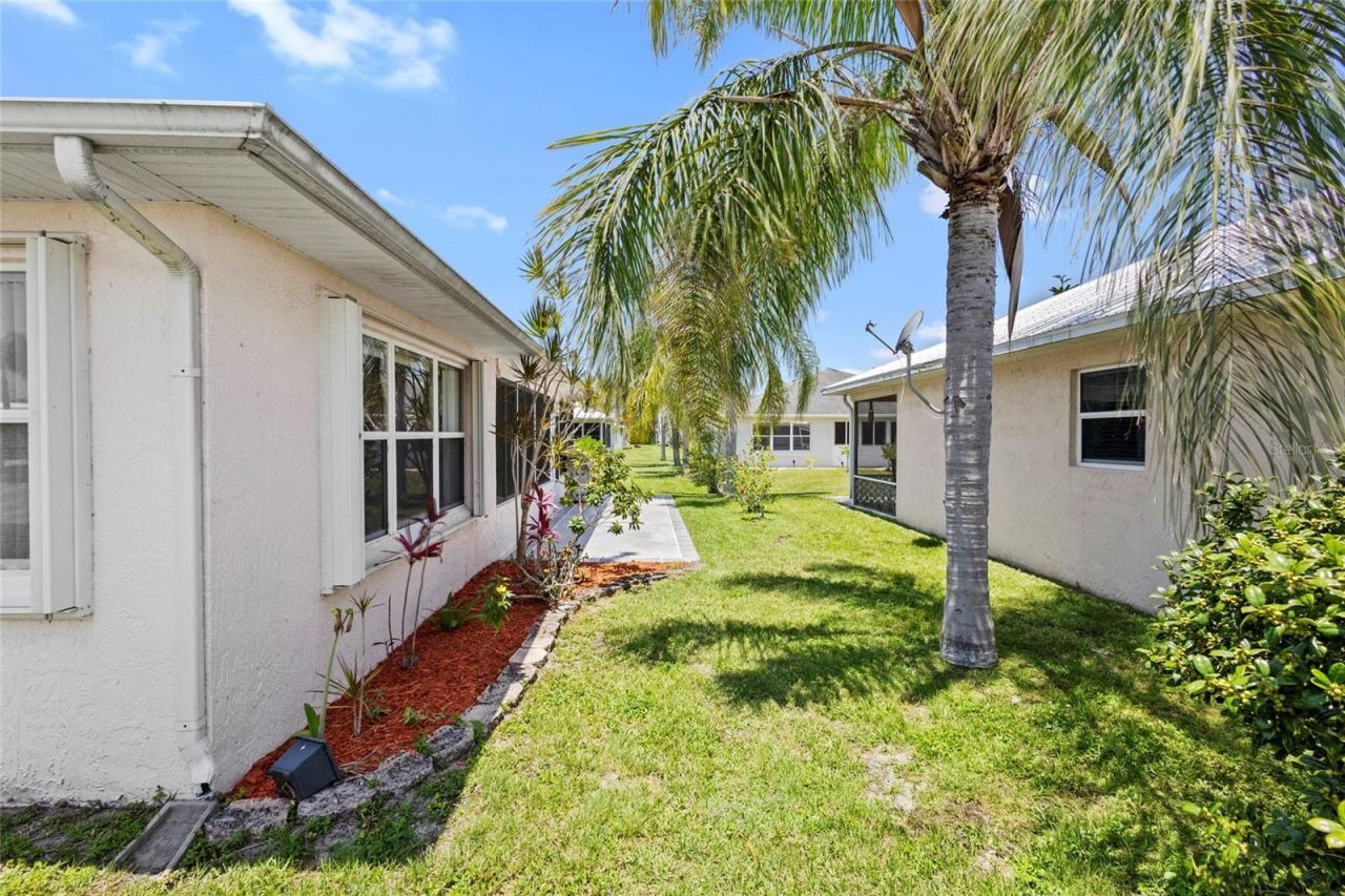 6527 Alheli, Fort Pierce, FL 34951 Photo