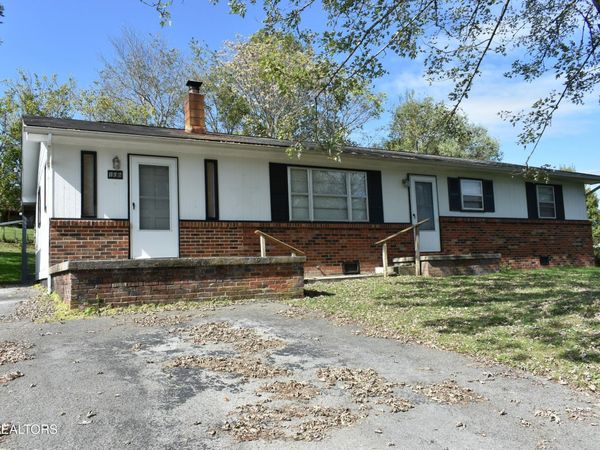106 Walnut St, New Tazewell, TN 37825