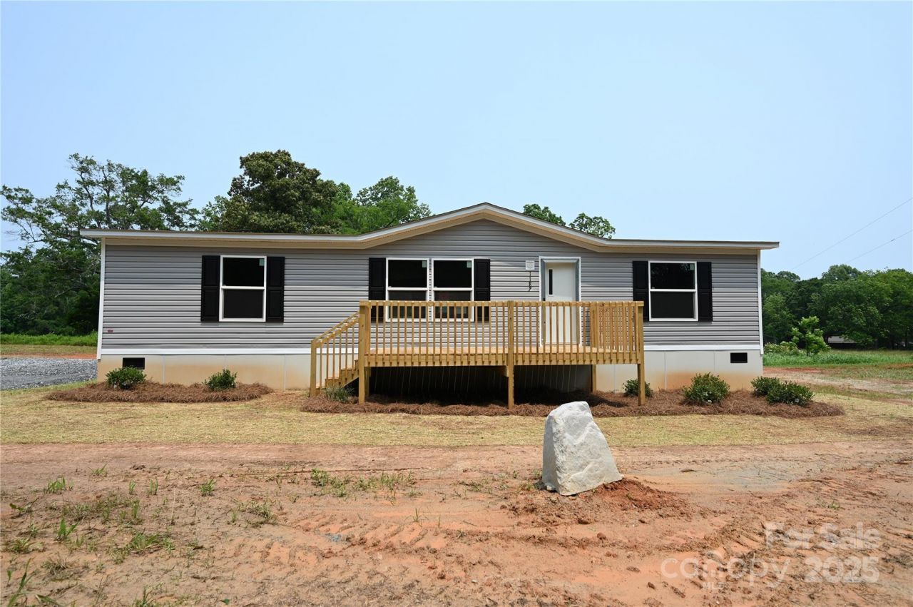 1187 Renno Road, Clinton, SC 29325 Main Photo