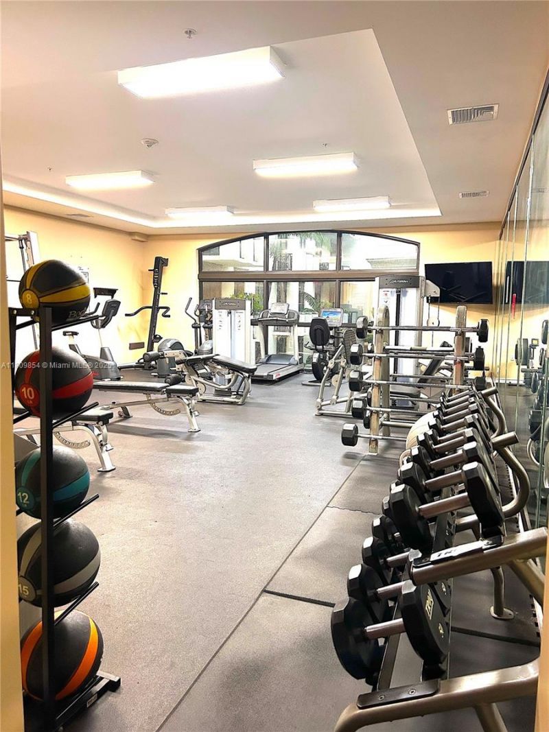 1805 Ponce De Leon Blvd, Unit 626, Coral Gables, FL 33134 Photo