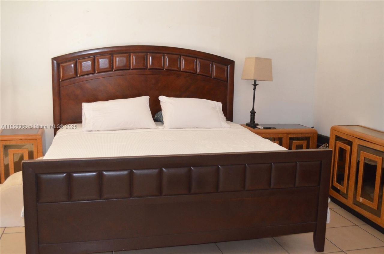 13499 Biscayne Blvd, Unit 702, North Miami, FL 33181 Photo