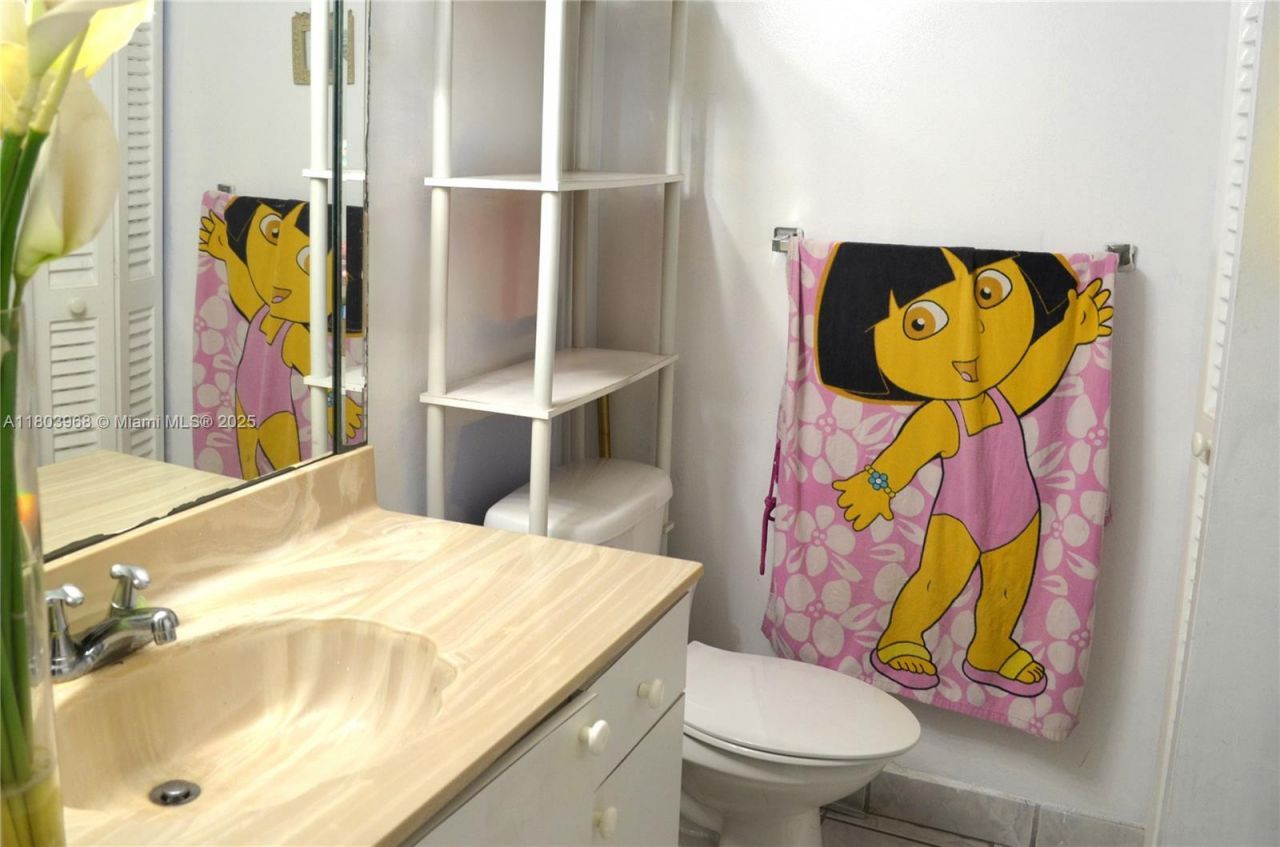 13499 Biscayne Blvd, Unit 702, North Miami, FL 33181 Photo