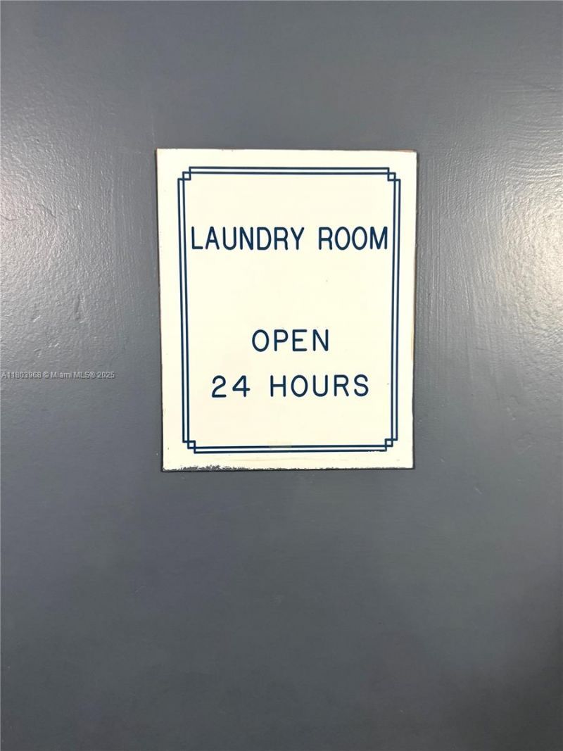 13499 Biscayne Blvd, Unit 702, North Miami, FL 33181 Photo